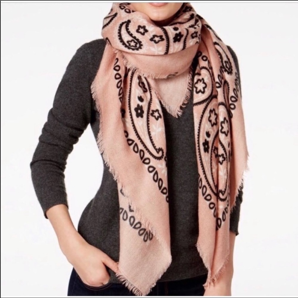 Steve Madden Bandana Blanket Wrap Scarf Blush Pink NWT